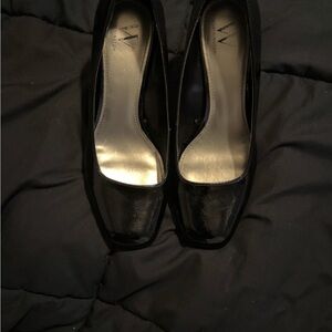 Women's Black Patent Leather Pumps